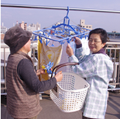 自立した生活のために、毎日の暮らしを共に楽しむ。